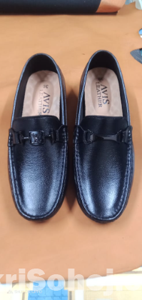 ১০০% লেদার এর জুতা